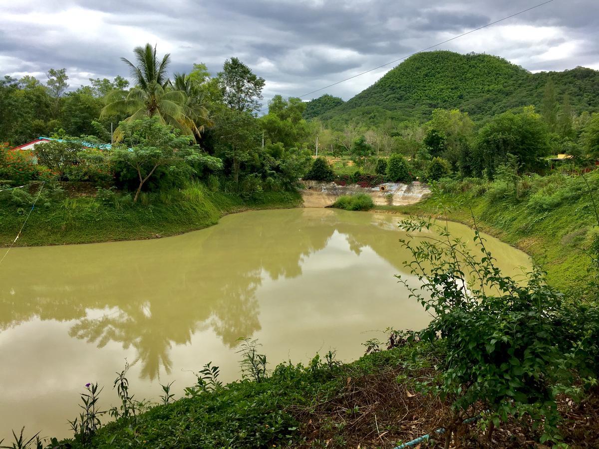 Baanraisooksangchan Kaeng Krachan Exterior foto