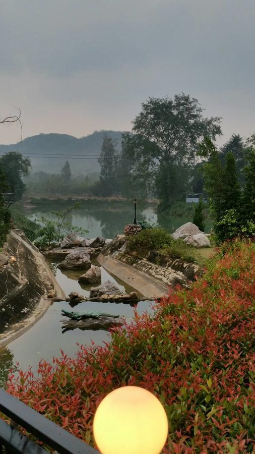 Baanraisooksangchan Kaeng Krachan Exterior foto